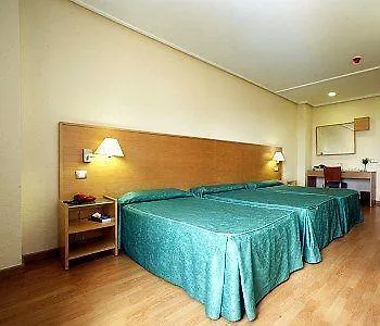 Torrejoven 3* טורבייחה