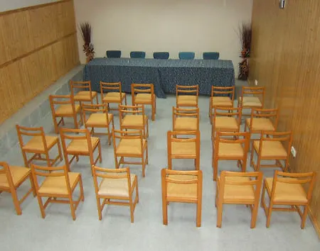 Torrejoven מלון 3*