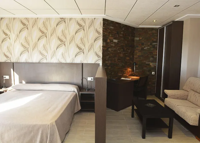 Готель Torrejoven 3*